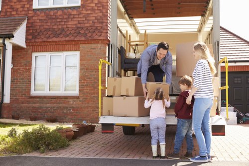 Loading and unloading service for a Kingston van booking