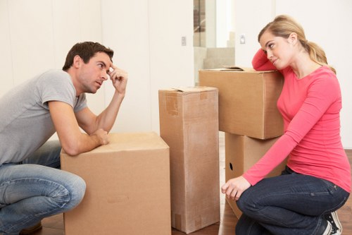 Packing support for a Kingston relocation